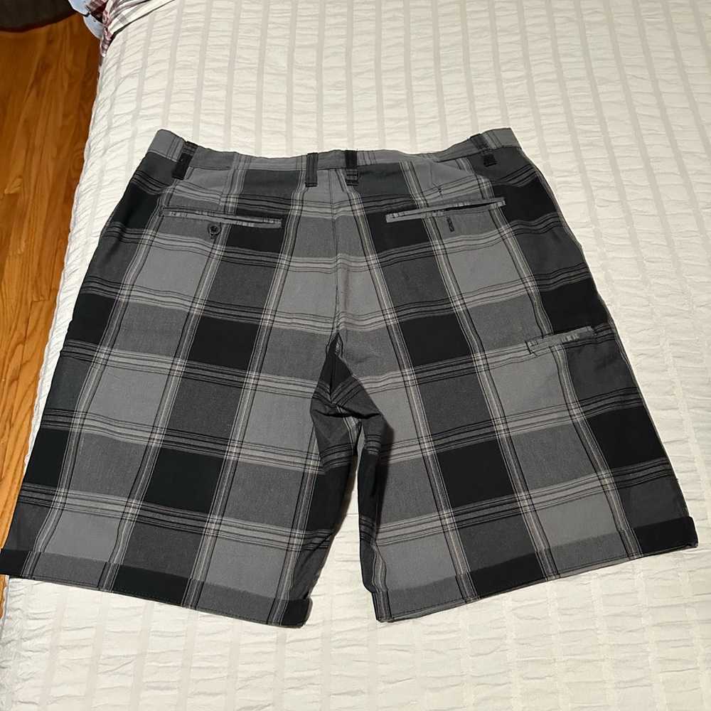 Burnside Shorts Mens Size 36.  Black and gray plaid. - Picture 2 of 4